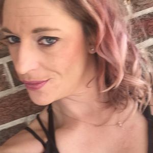 Meet your Posher, Naomi